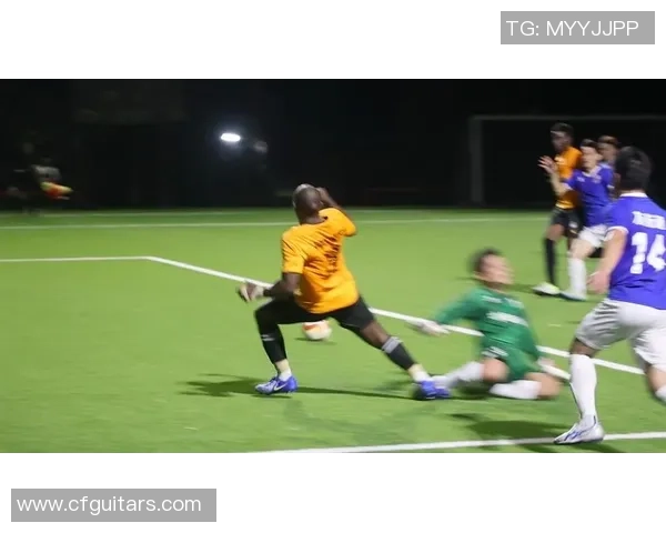 中国十大足球射门球星盘点 他们的进球足迹与传奇瞬间